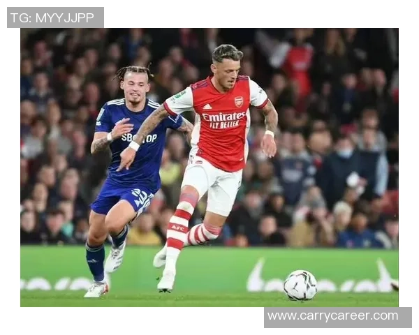 安布:在没中锋的情况下,普利希奇搭莱奥或许存在兼容问题